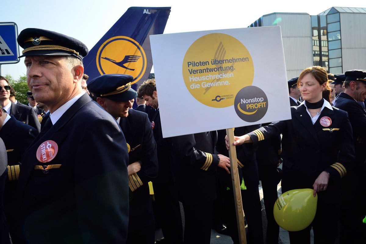Lufthansa. A pilóták sztrájkja a nyugdíjuk megőrzéséről szólt AzÜzlet.hu