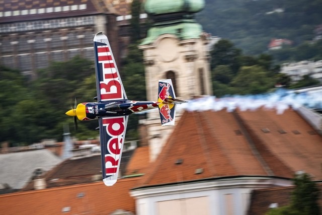 A Red Bull Air Race magyarországi futamának tizenhárom alkalommal Budapest adott otthont. Kép: MTI/Szigetváry Zsolt. azüzlet.hu