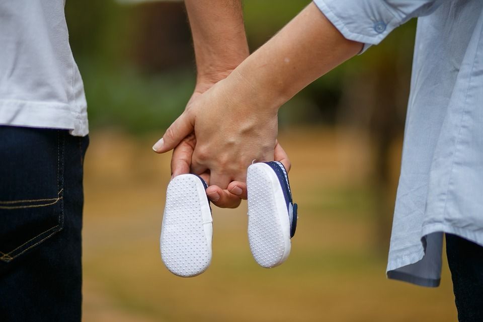 Július elsejétől a babavárási támogatás is elérhetővé válik a fiatal házaspárok számára. azüzlet.hu