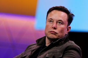 Elon Musk meggondolta magát - zuhan a bitcoin árfolyama ...