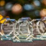 Először adtuk át az üzleti élet kiválóságainak AzÜzlet üzleti díjait